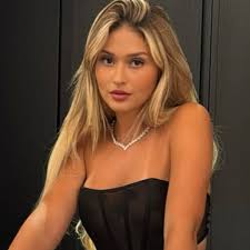 raphinha wife