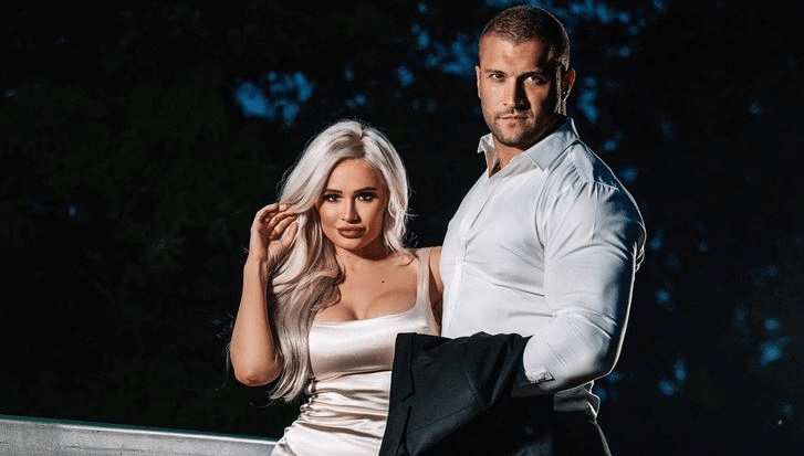 karrion kross wife