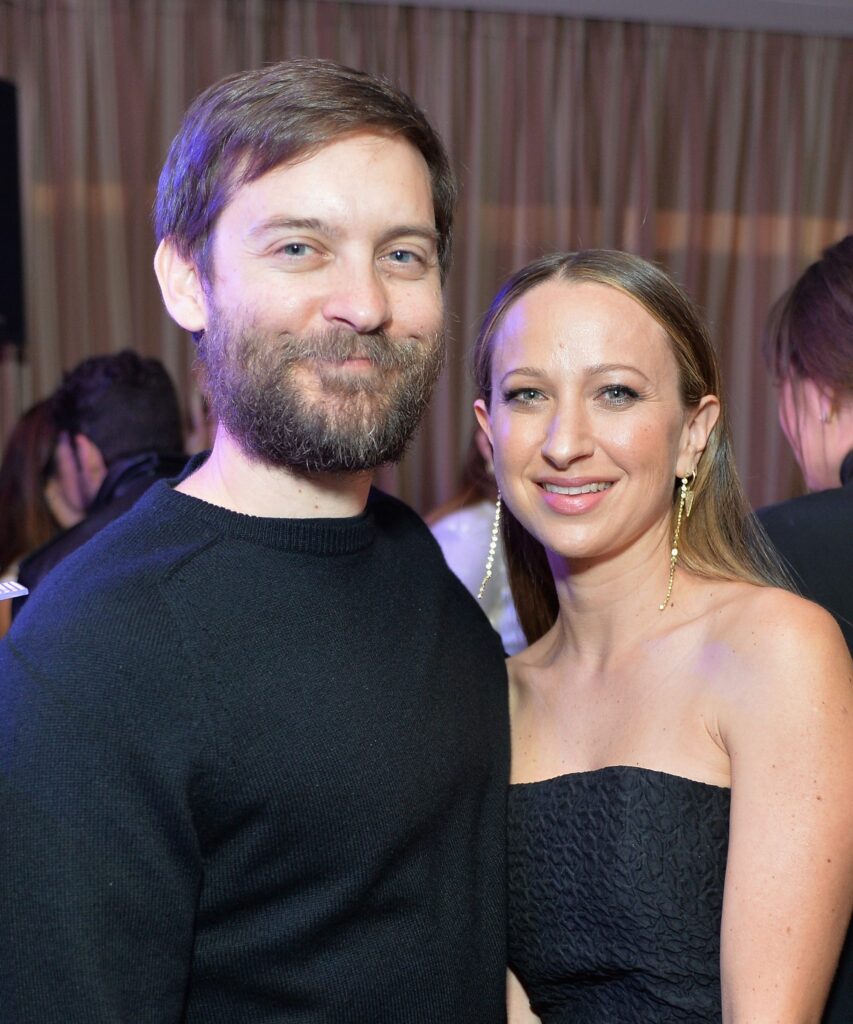 tobey maguire wife