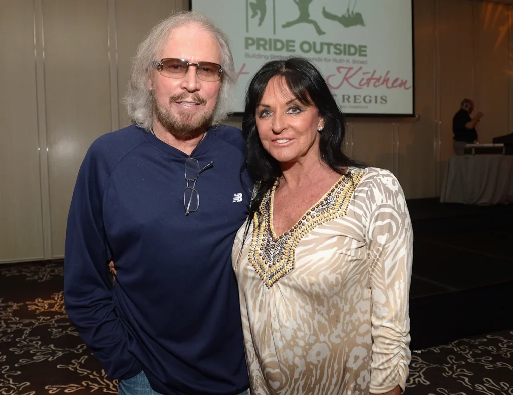 barry gibb wife